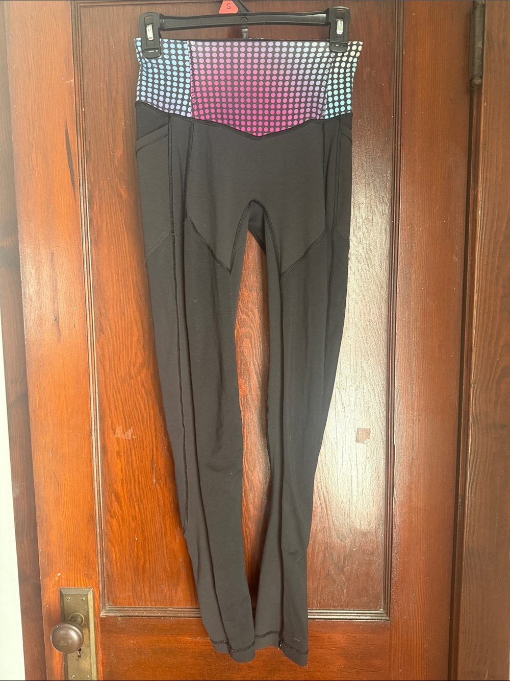 lululemon athletica Black Leggings with Purple-to-Blue Dot Waistband